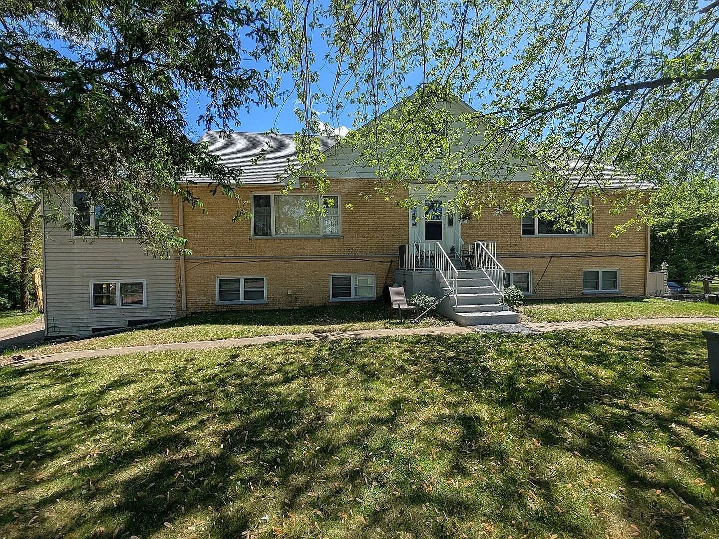 28600 W Grass Lake Rd - 1C — Photo 2
