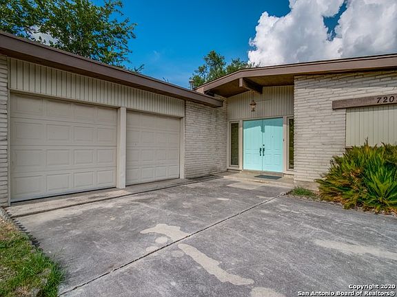 2nd image of 7202 Castle Rock Dr