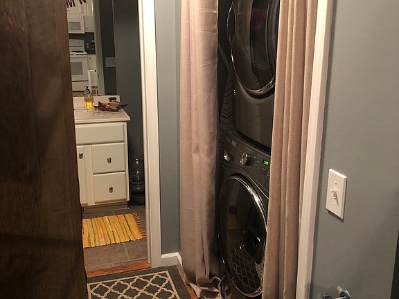 5th image of 27963 Southpointe Dr