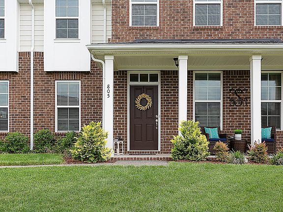 3rd image of 805 Stone Meadow Ct