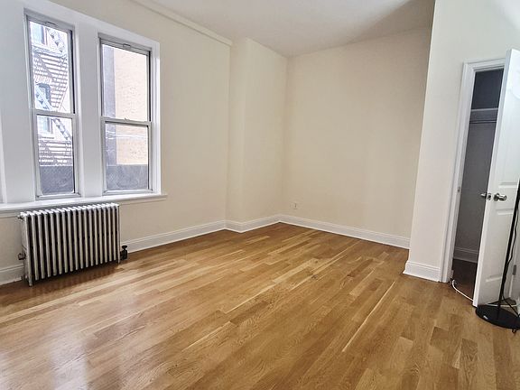 2nd image of 355 W 85th St APT 2