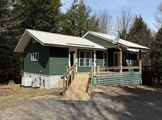 29 Forbes Rd, Russell, NY 13684