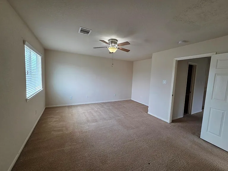 11805 Princess Garden Way — Photo 14