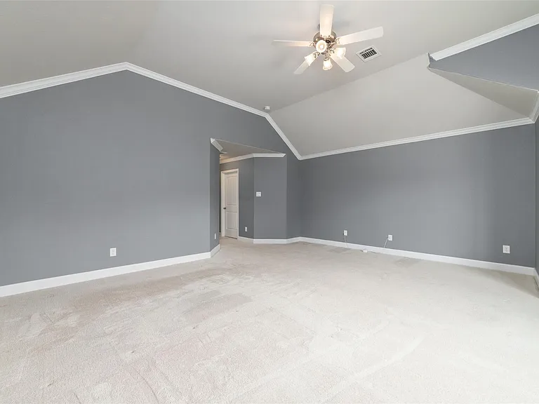 5020 Dickson St — Photo 18