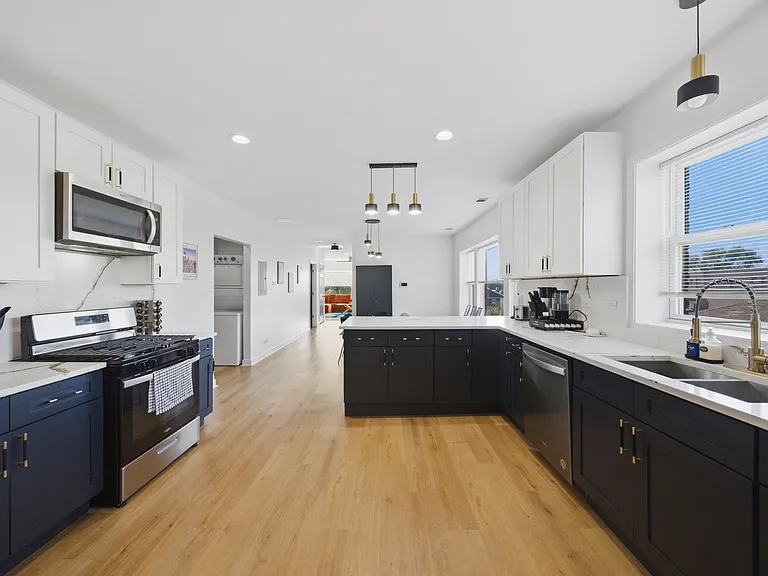 7435 S Euclid Ave #1 — Photo 11