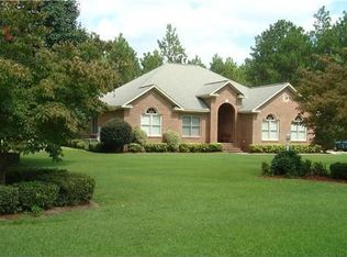6909 Tayberry Ct, Fayetteville, NC 28306