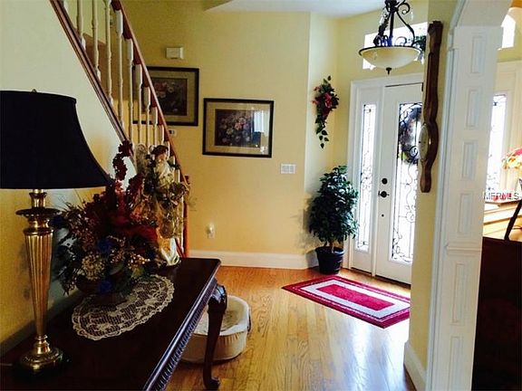 2nd image of 2099 Westbourne Dr