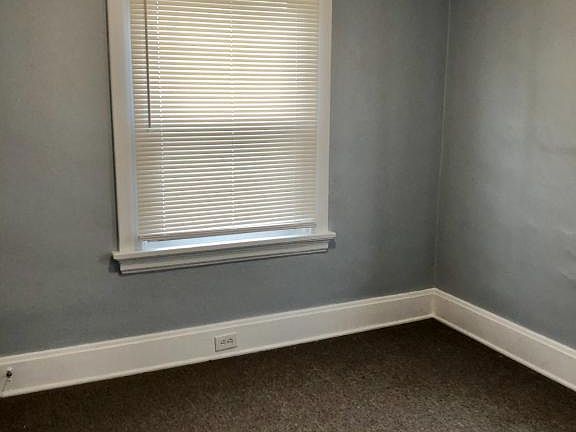 4th image of 2134 Ross Ave Unit 3