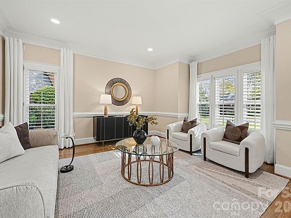 5th image of 7321 Timberneck Ct