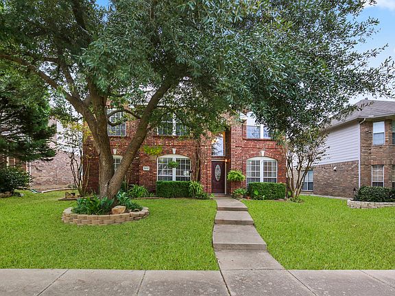 2nd image of 2412 Deer Horn Dr