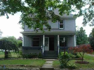 4042 S Mill Rd, Dryden, MI 48428