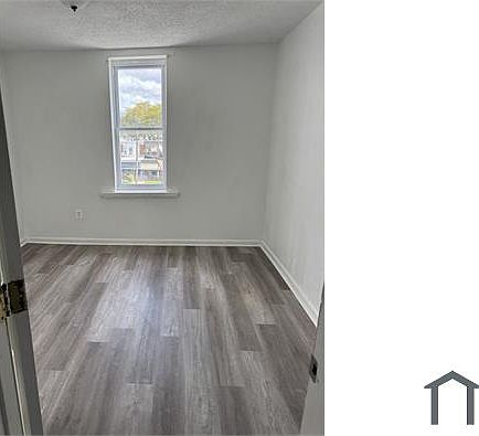 1st image of 3825 N 18th St #1