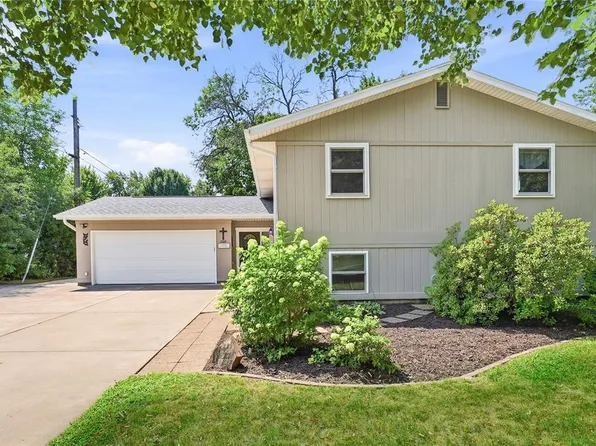 1105 Barry Avenue, Eau Claire, WI 54701