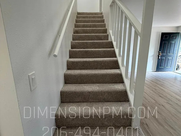 Olympia Townhouses — Photo 31