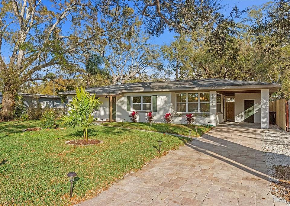 1st image of 1747 Santa Anna Dr