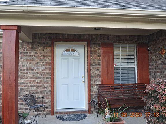 4th image of 916 Bayou Vista Dr