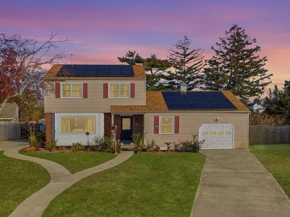 125 Meadowview Ave, Absecon, NJ 08201