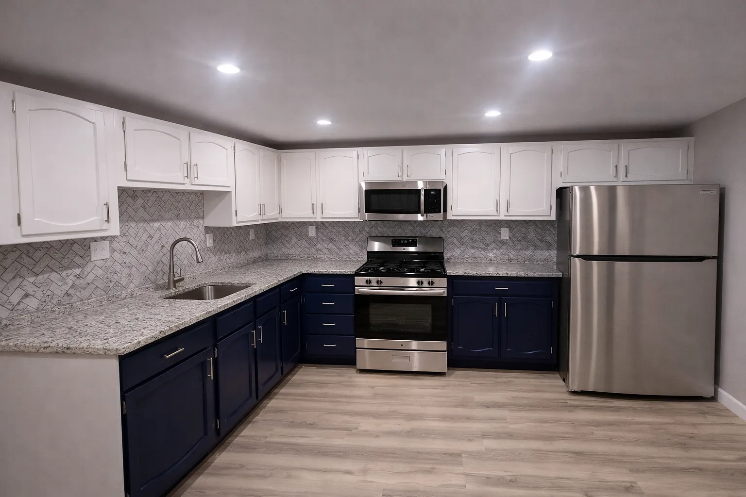 3 bed, 1273 sqft, $2,385 — Photo 1