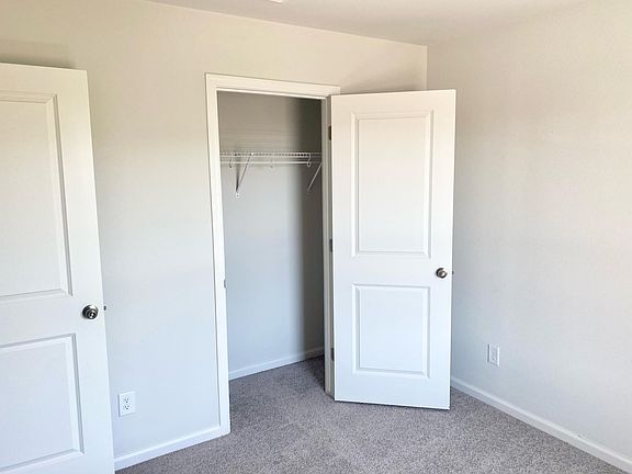 2nd image of 1085 E 9th St