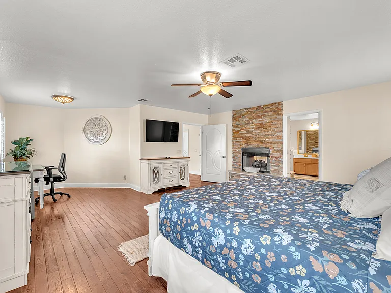 903 Possum Hill St — Photo 31