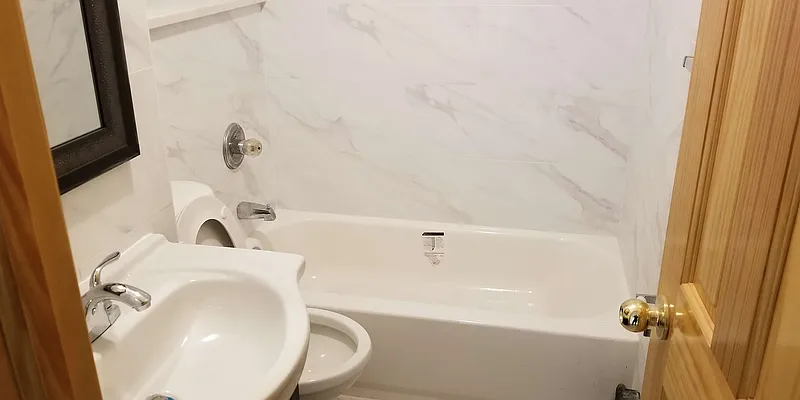 Rented by Virtual Real Estate | media 35