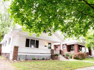 1917 S College St, Springfield, IL 62704