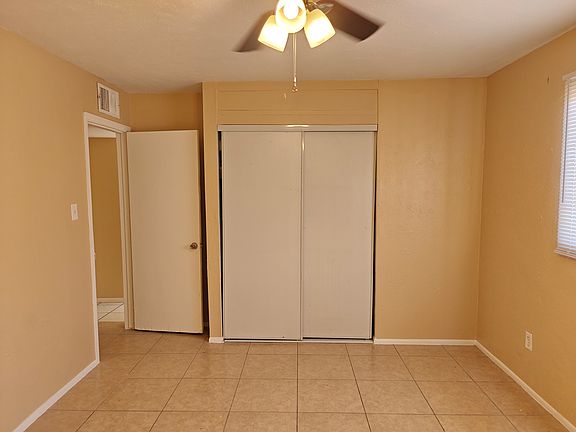 3rd image of 4746 W Mitchell Dr