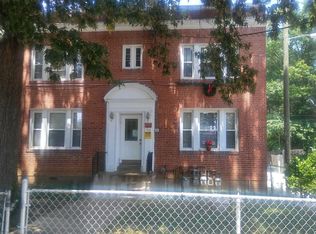 518 Raleigh St SE APT 2, Washington, DC 20032