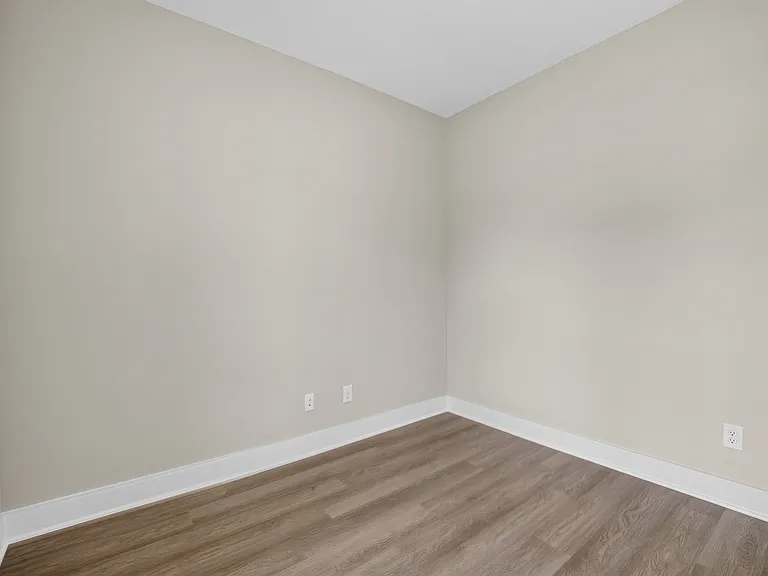 104 Thornberry Rd — Photo 20
