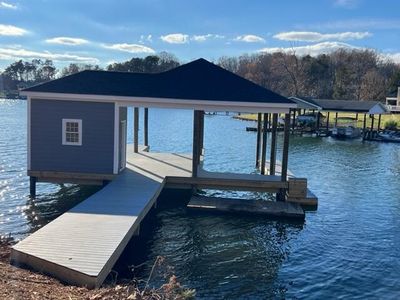 2 Harbor Island Ln #2, Moneta, VA, 24121