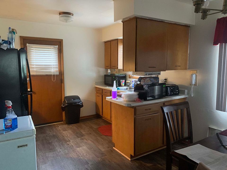 2nd image of 9006 W Bender Ave #9006