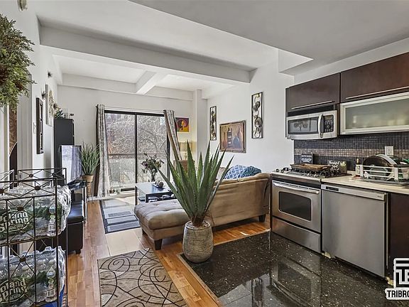 5th image of 147 Bruckner Blvd #2A