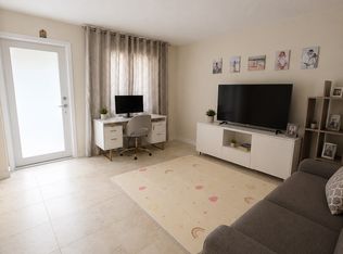 421 NE 1st St APT 217, Hallandale Beach, FL 33009