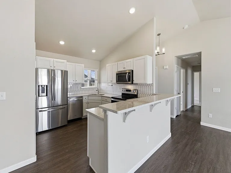 4313 Yellowbells Dr — Photo 6
