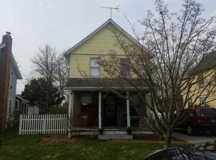 22 Cedar St, Amityville, NY 11701