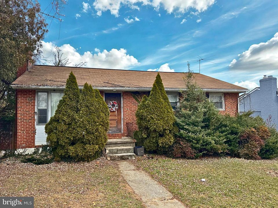 1st image of 56 Gerard Ave