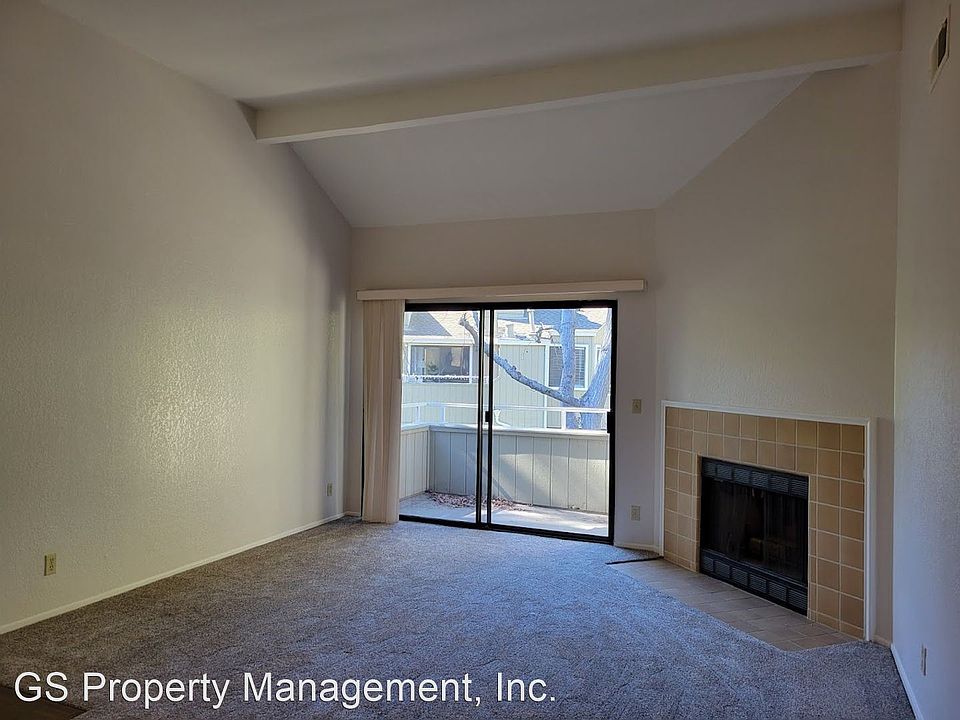 1st image of 1688 Braddock Ct