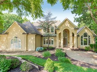 8007 Timbercrest Way, Kansas City, MO 64152