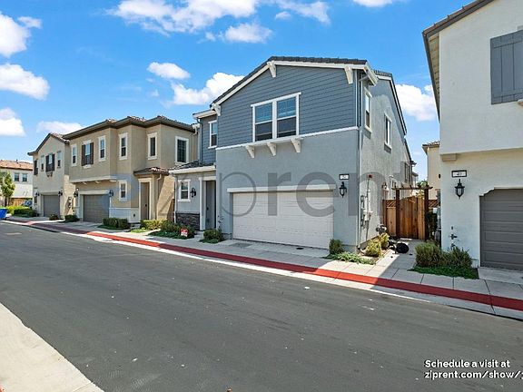 3rd image of 34 W Chianti Dr