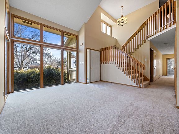 4th image of 8707 Oakdale Dr