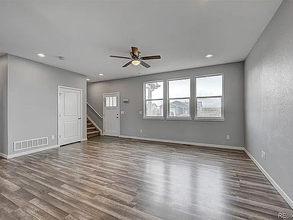 5th image of 589 S 3rd Ave