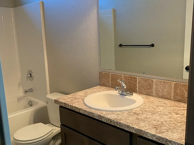 Columbia Villa & Cove — Photo 93