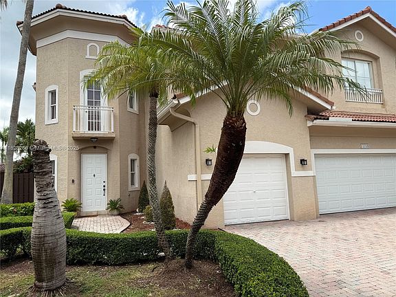 4th image of 11153 NW 71st Ter
