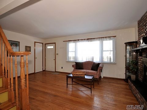 3rd image of 56 Alinda Ave