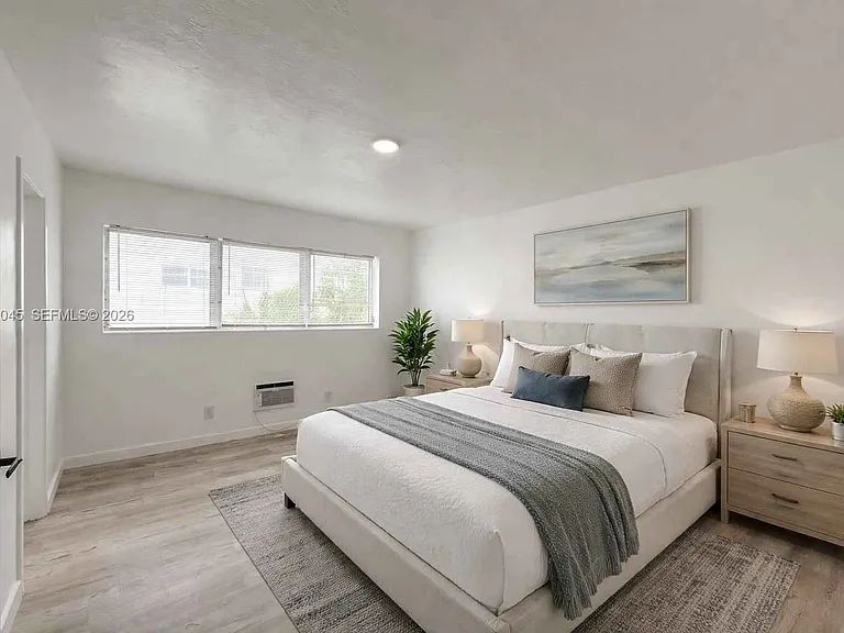 316 Surfside Blvd #5 — Photo 3