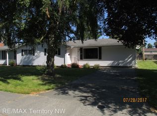 405-409 W Fairhaven Ave, Burlington, WA 98233
