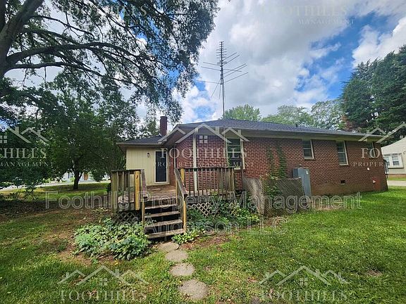 2nd image of 904 Glenwood Ave