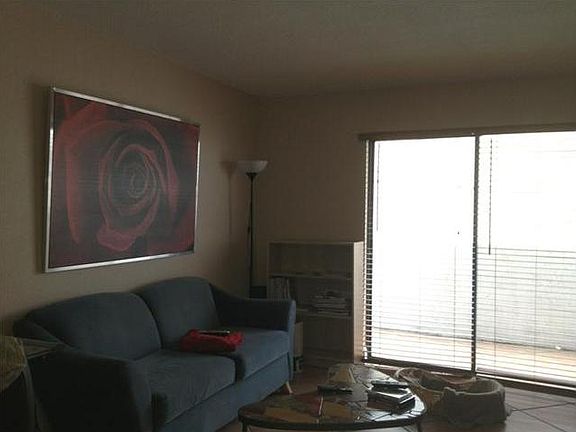 4th image of 1418 Collins Ave APT 204