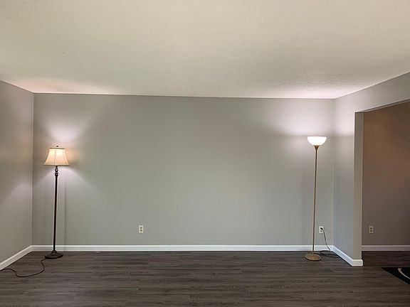 Living room (New flooring and trim)