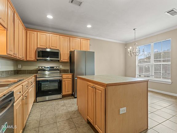 5th image of 4000 Lake Beau Pre Blvd APT 10